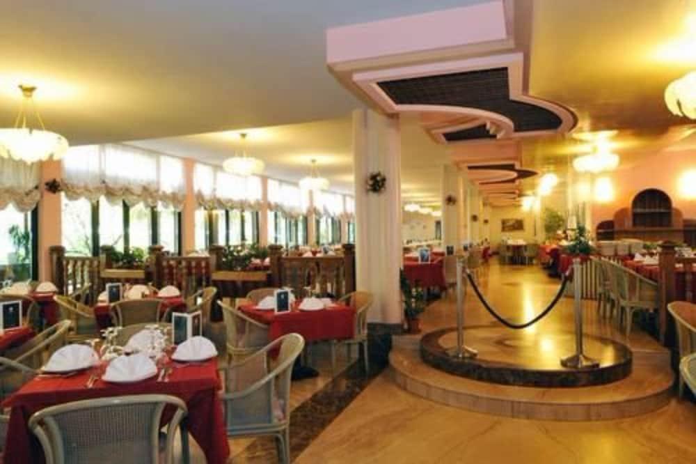 Park Oasi Hotel